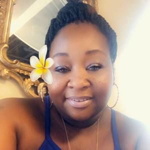 Meet your Posher, Monekia